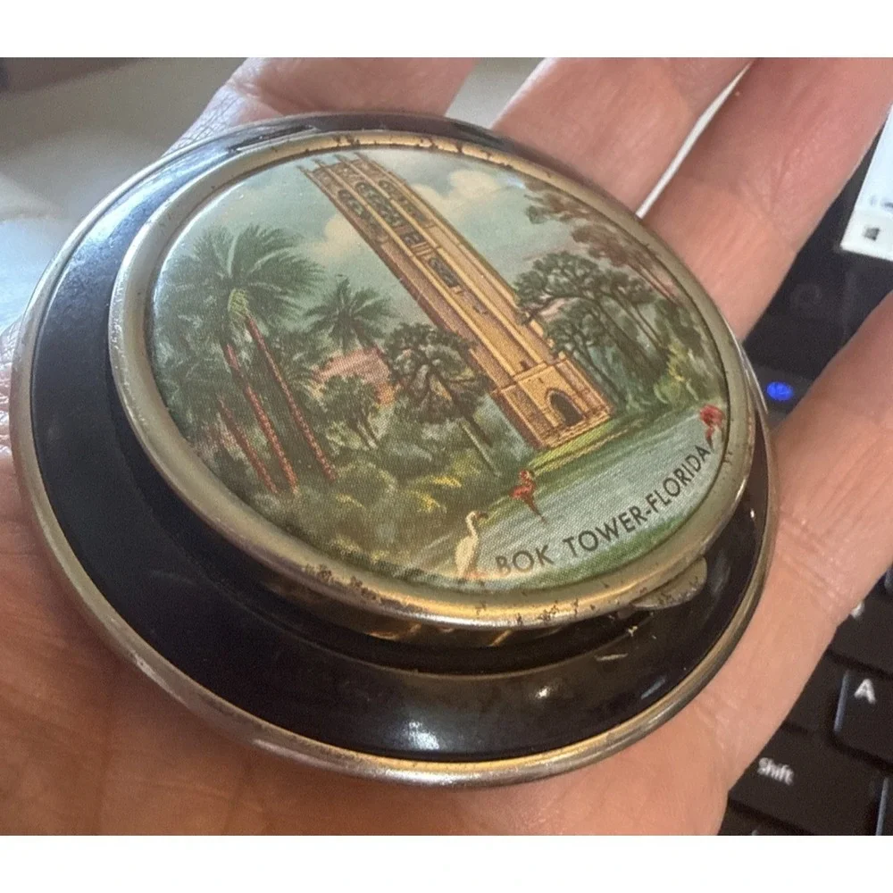 1930's souvenir BOK TOWER ORLANDO Florida pocket mirror compact